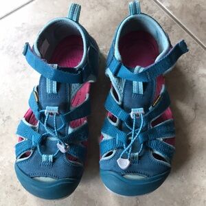 Keen Seacamp Sandals Kids Size 4